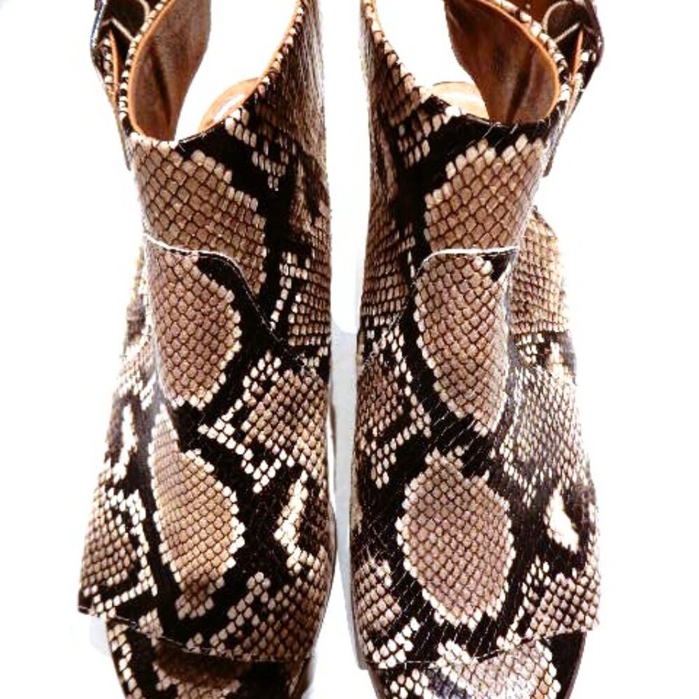 Vionic "Blakely" Python Open Toe Slingback Heels in Size 8.5 - Picture 2 of 4